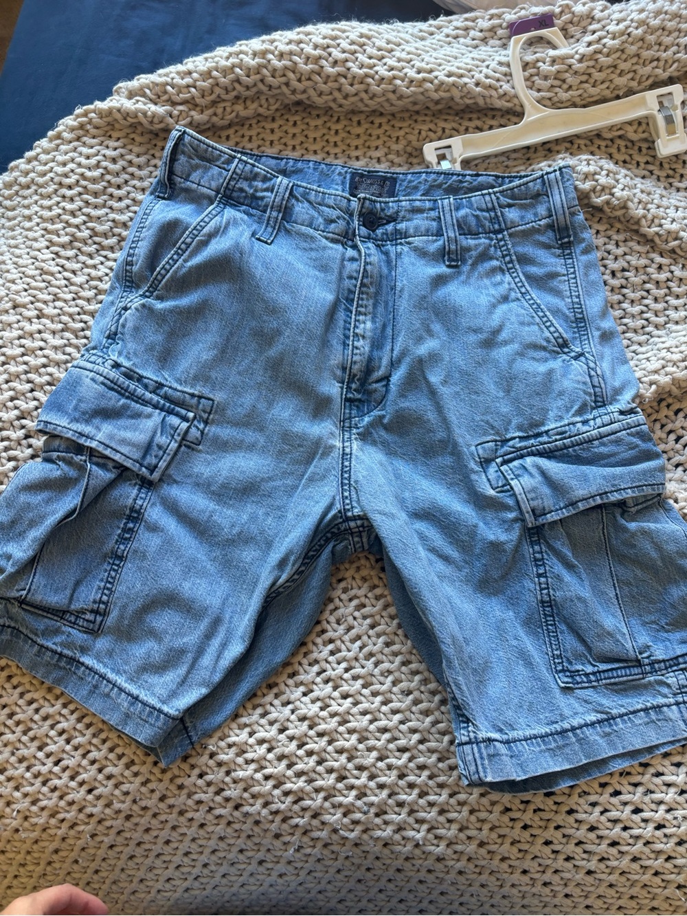 Vintage Levi’s Men's Light Blue Denim Cargo Shorts
